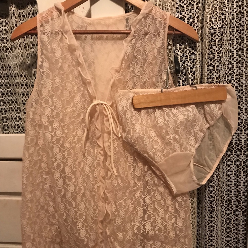 Vintage 1940s 50s lingerie set